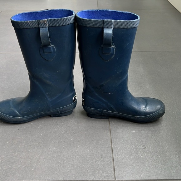 L.L. Bean navy blue kids Wellie boot with reflective stripe size 1 - Picture 3 of 5